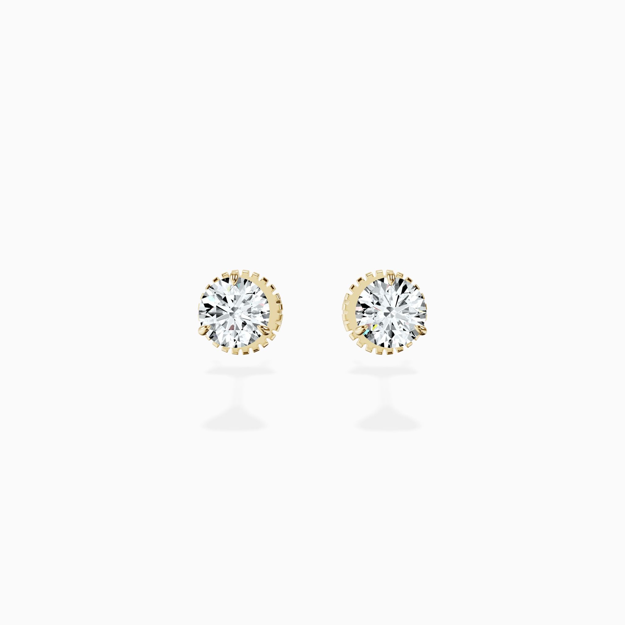 Martini 3 Prong Round Studs